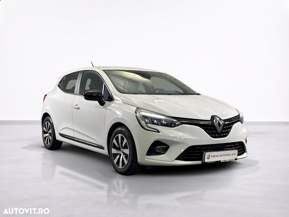 Renault Clio - 8