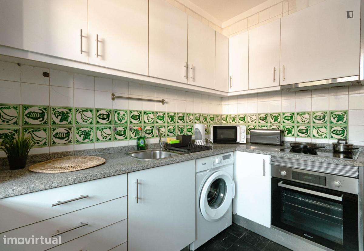 Quarto - localizado em Paranhos Porto - Grande imagem: 5/16