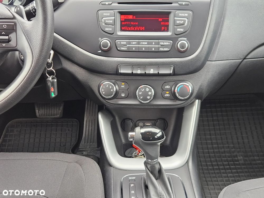 Kia Ceed 1.6 GDI M DCT - 13