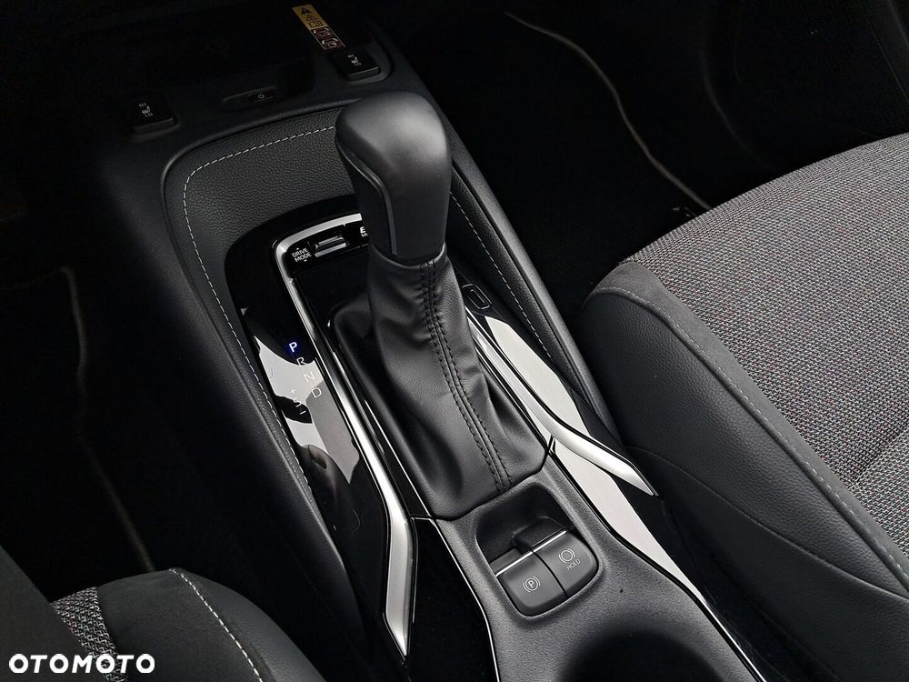 Toyota Corolla - 21