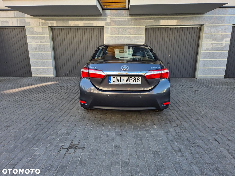 Toyota Corolla 1.6 Comfort - 6