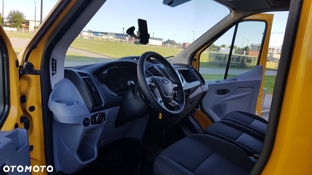 Ford Transit - 14