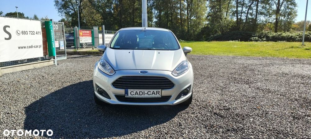 Ford Fiesta 2015 photo 2