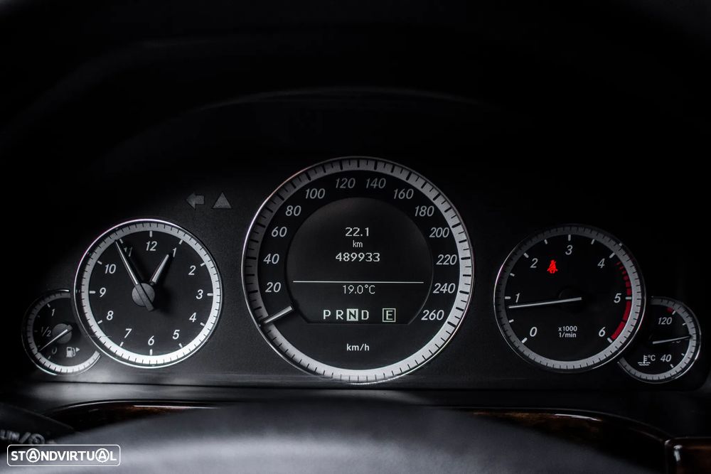 Mercedes-Benz E 220 BlueTEC 9G-TRONIC - 16