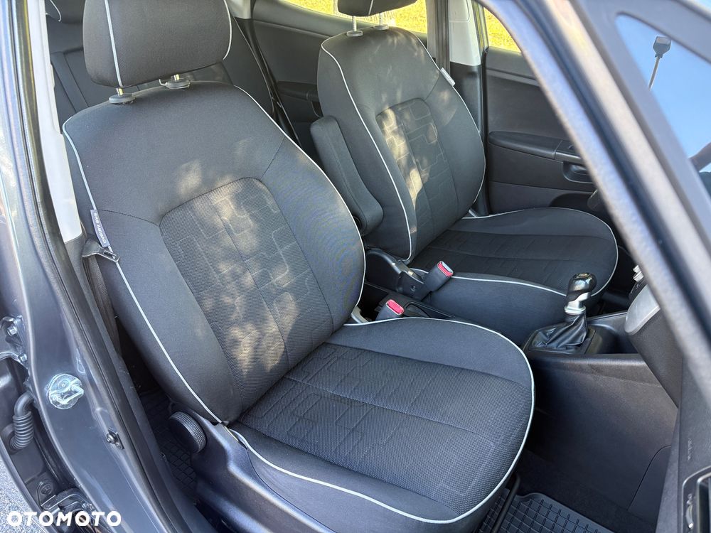 Kia Venga 1.4 CVVT Business Line - 25