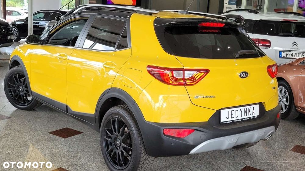 Kia Stonic - 8
