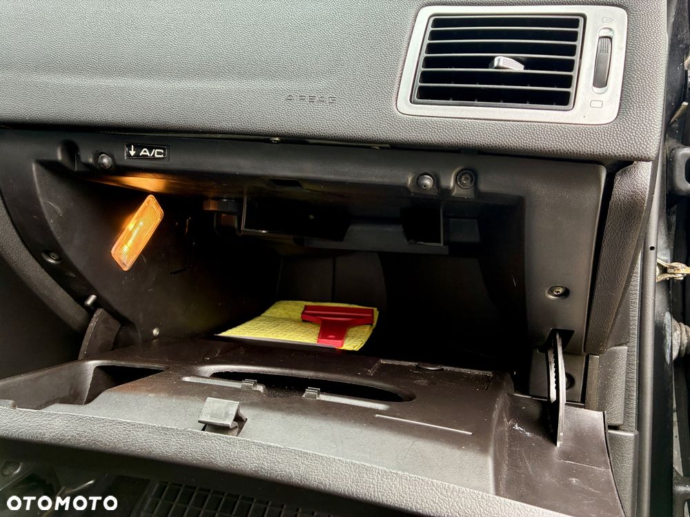 Peugeot 307 - 23