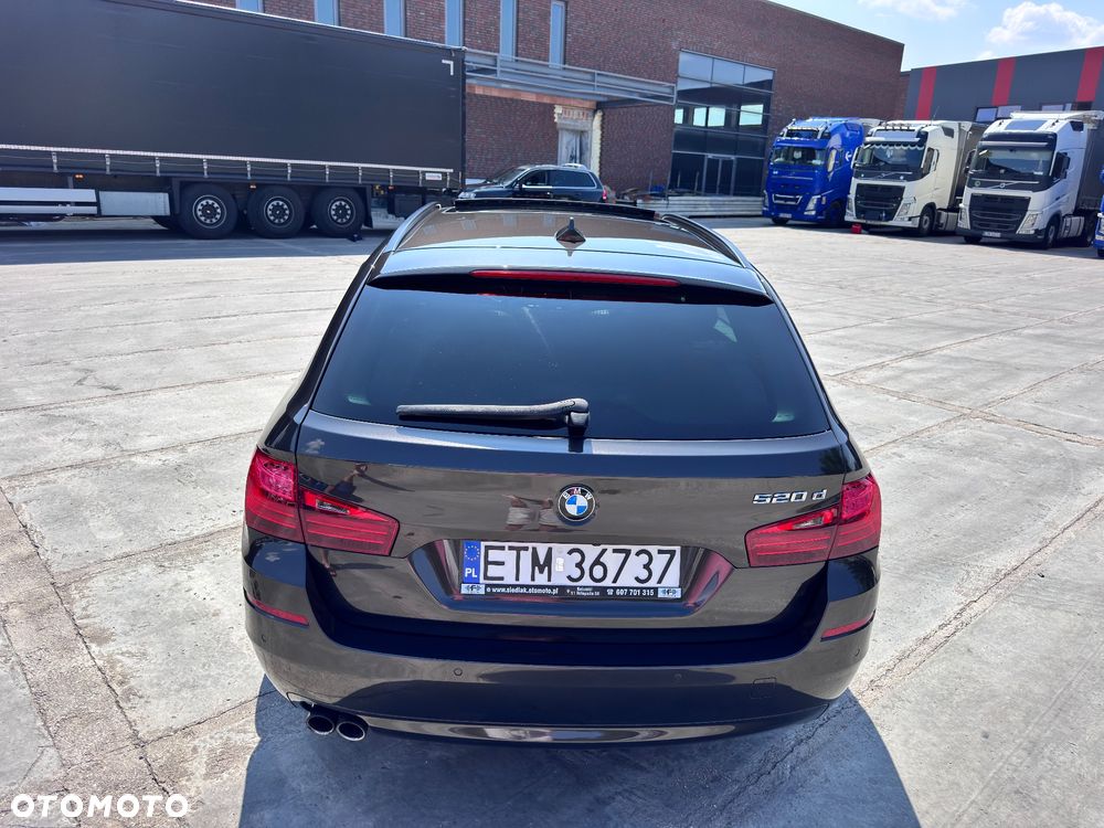 BMW Seria 5 520d - 8
