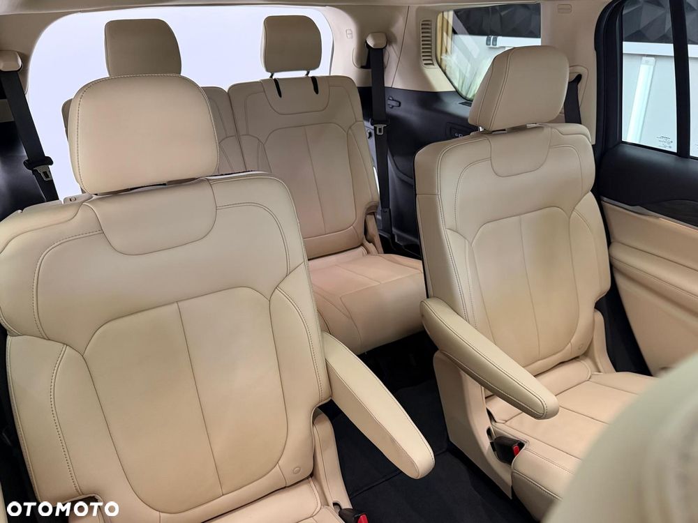 Jeep Cherokee - 5