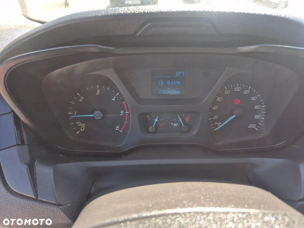 Ford Transit - 19