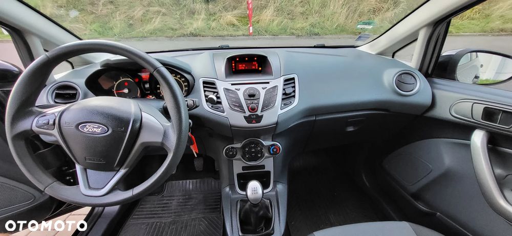 Ford Fiesta 1.25 Ambiente - 16
