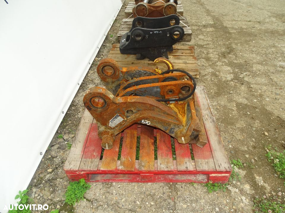 Atac rapid  hidraulic  prindere cupa  pt. excavator si buldoexcavator - 4