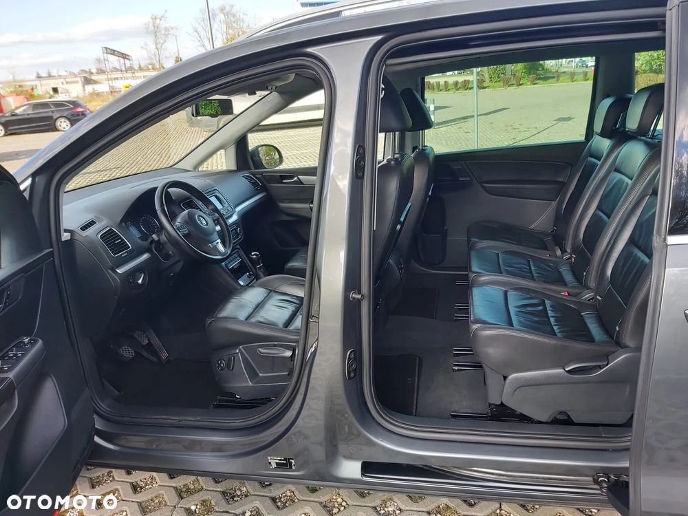 Volkswagen Sharan 2.0 TDI DPF Highline - 13