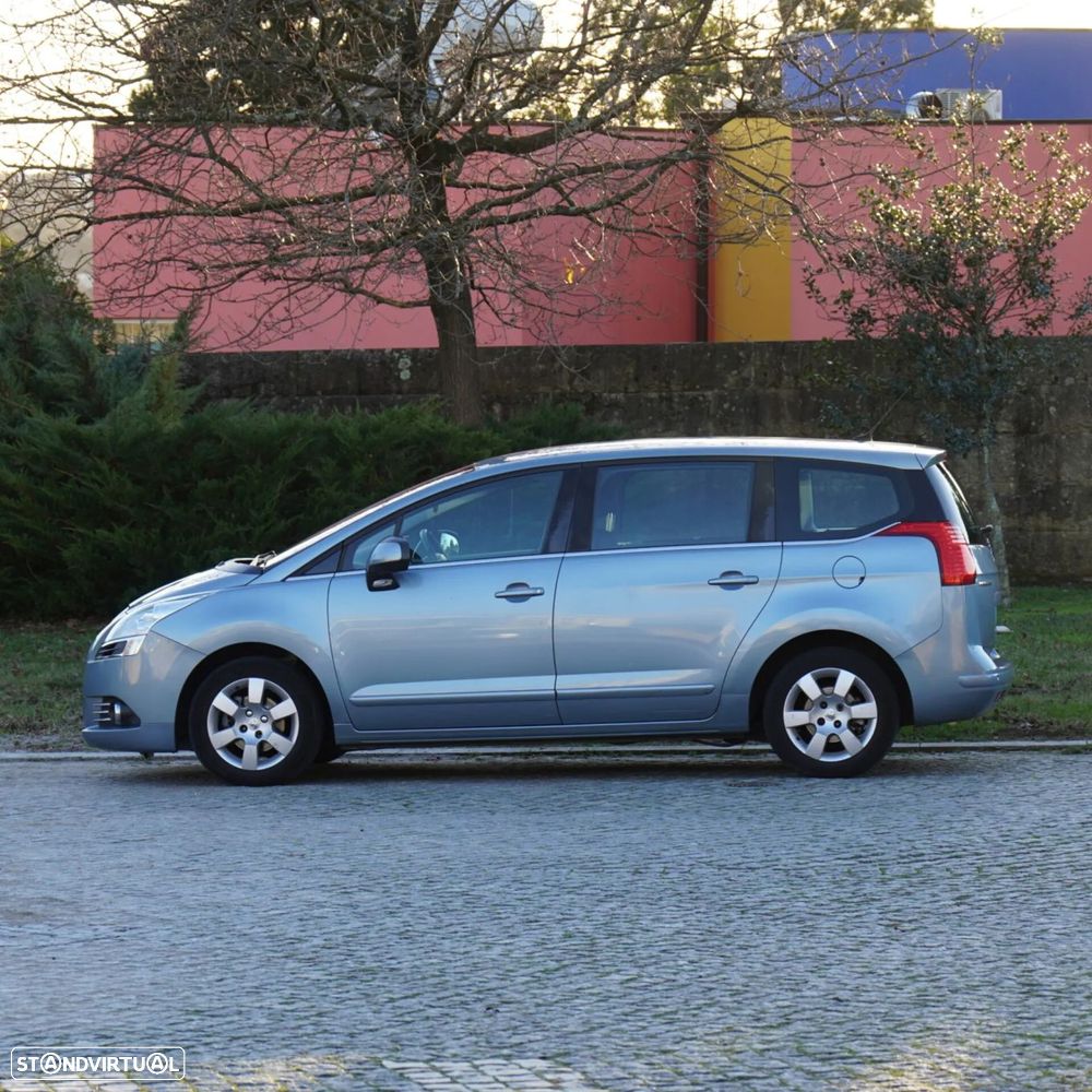 Peugeot 5008 1.6 HDi Premium - 4