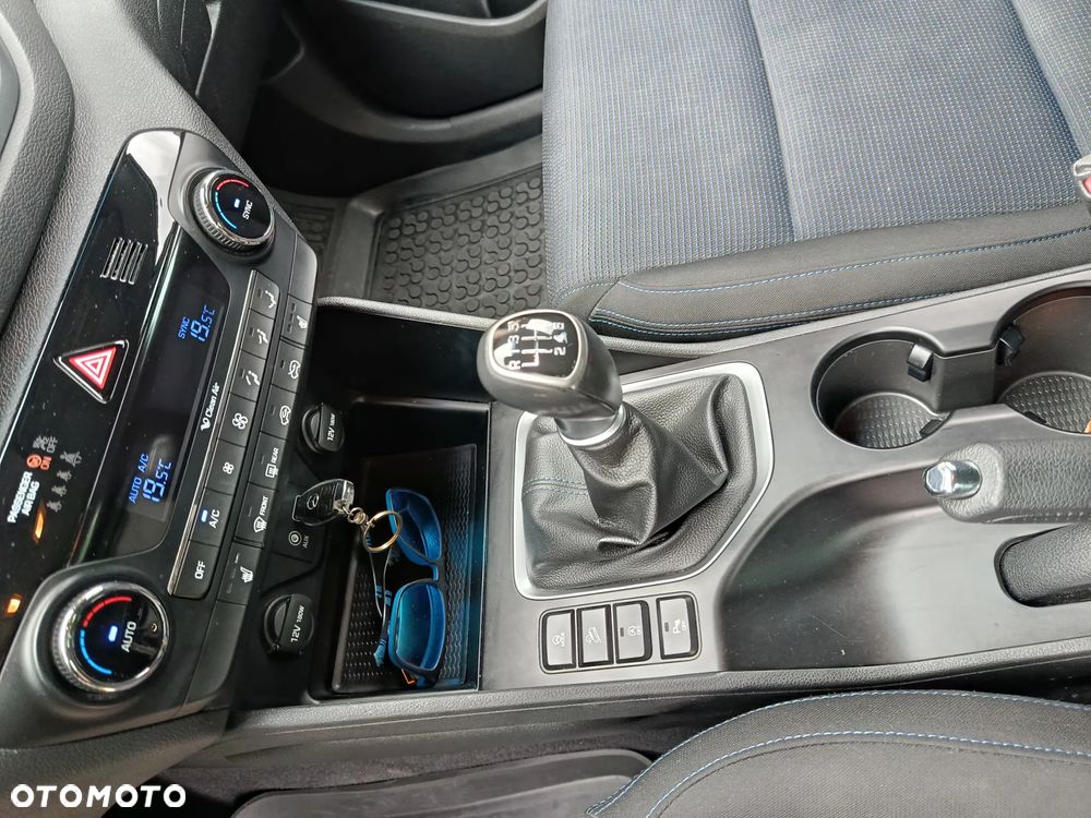 Hyundai Tucson 1.6 GDI BlueDrive Design 2WD - 18