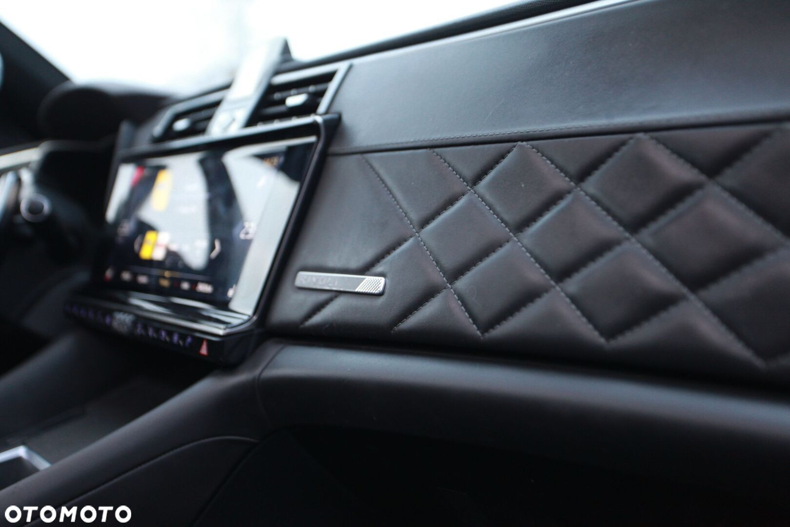 DS Automobiles DS 9 1.6 PureTech Rivoli + - 28