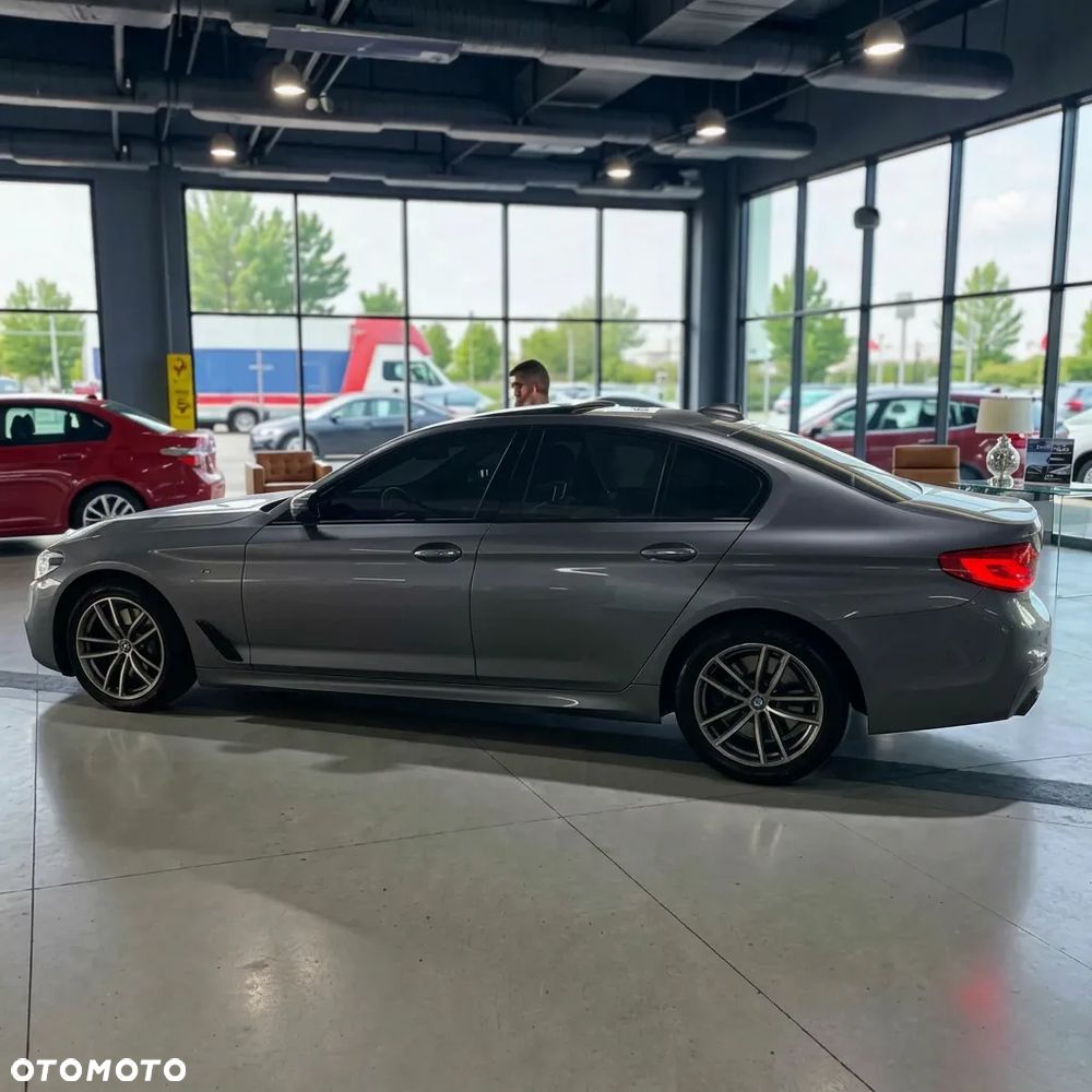 BMW Seria 5 530i M Sport sport - 3