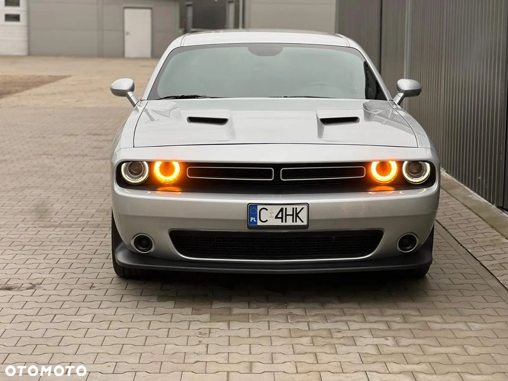 Dodge Challenger 3.6 SXT Plus - 10