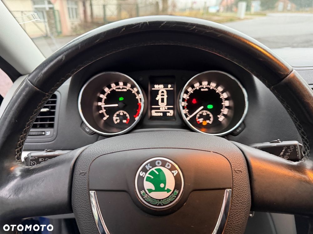 Skoda Yeti 2.0 TDI DSG 4x4 Adventure - 14