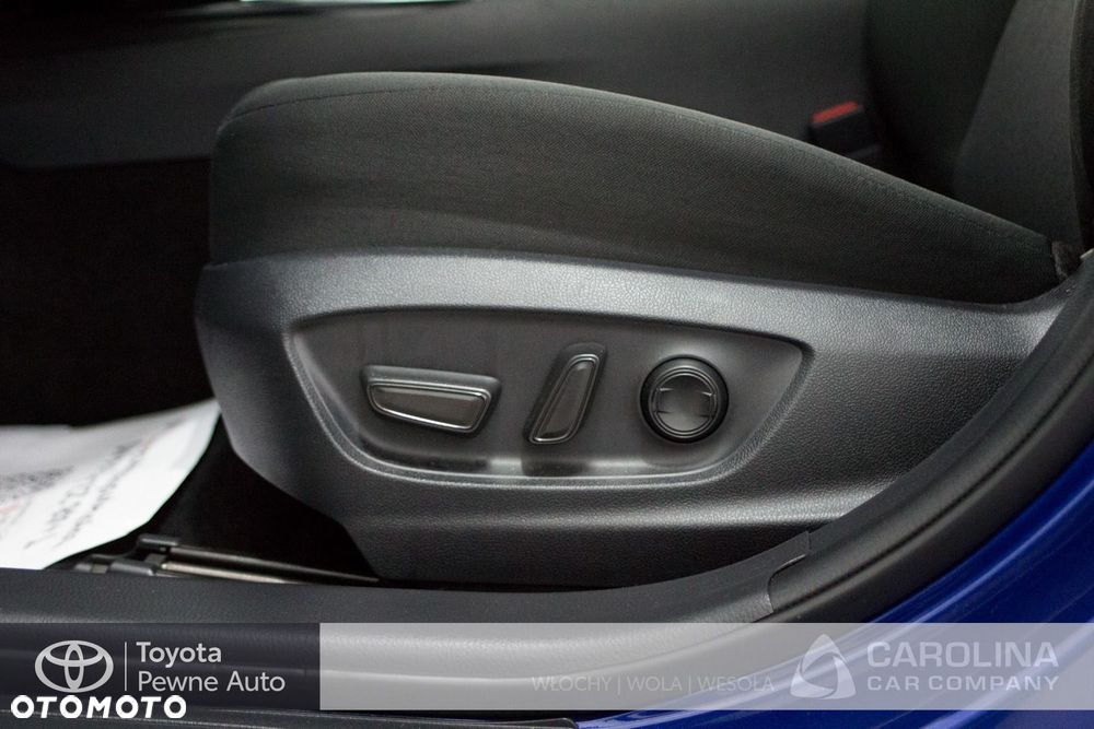 Toyota Camry - 11