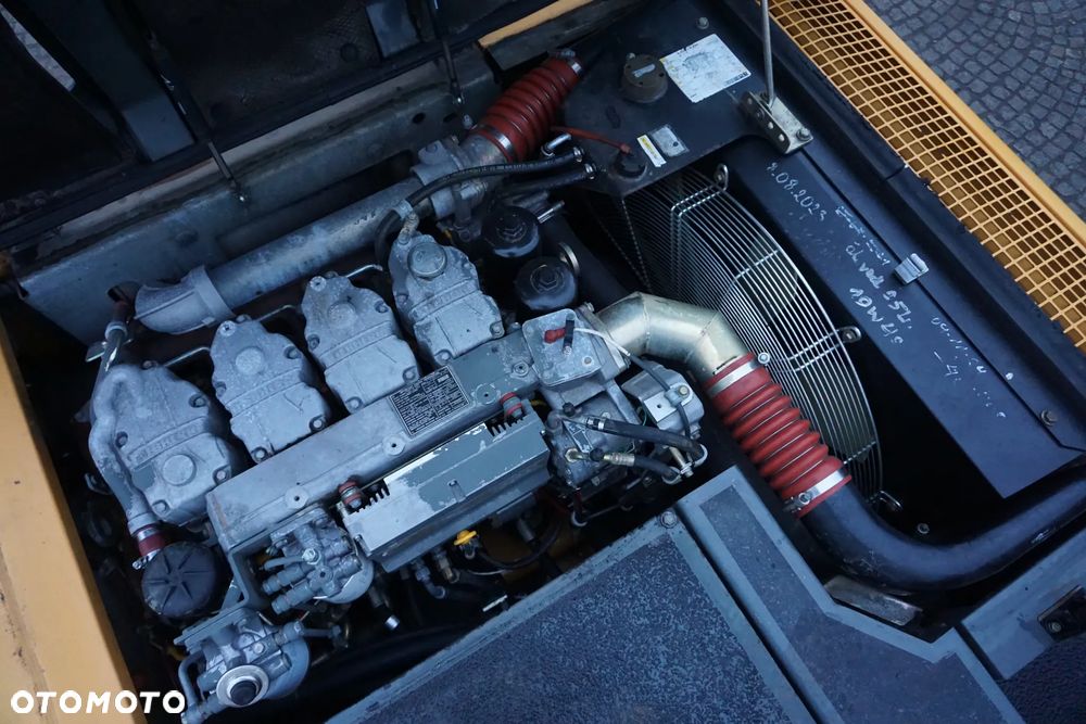 Liebherr A 924C - 13