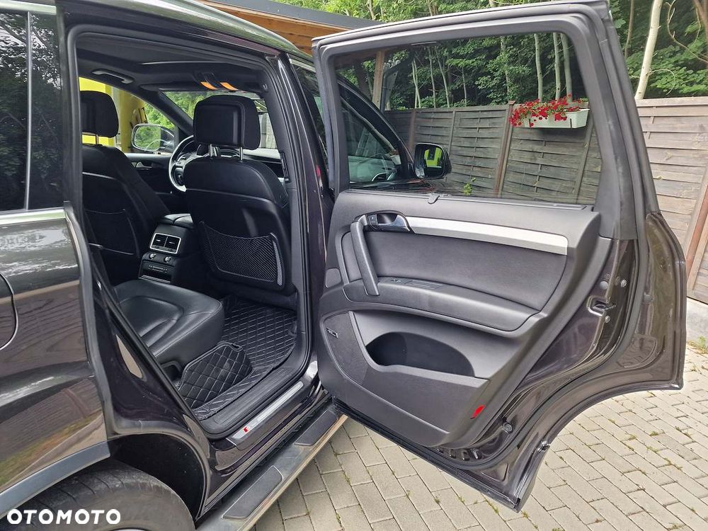 Audi Q7 - 25