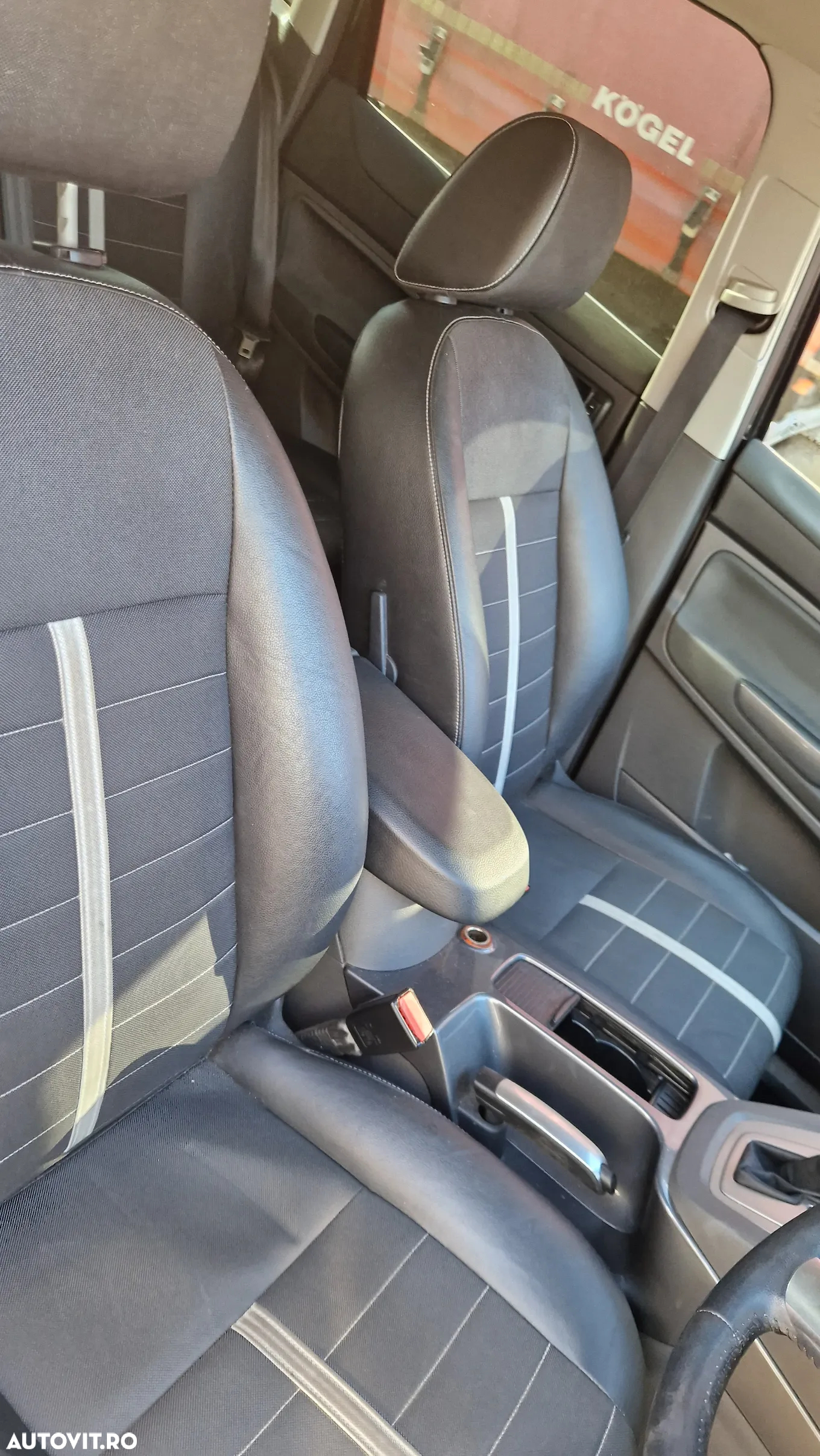 Piese auto Ford Kuga 2011 2.0 tdci 120kw Euro 5 - 13