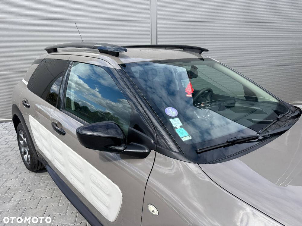 Citroën C4 Cactus 1.2 PureTech GPF Shine S&S - 2