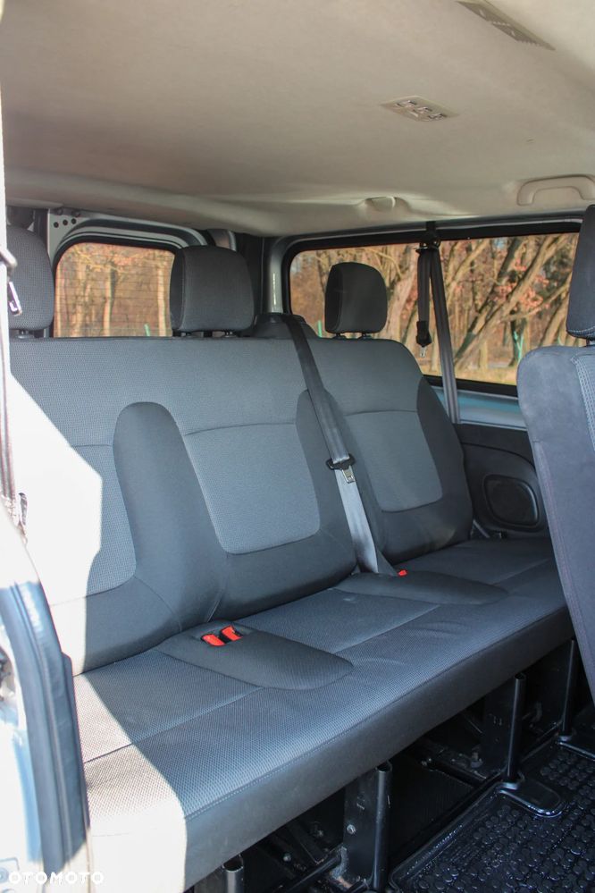 Renault Trafic - 15