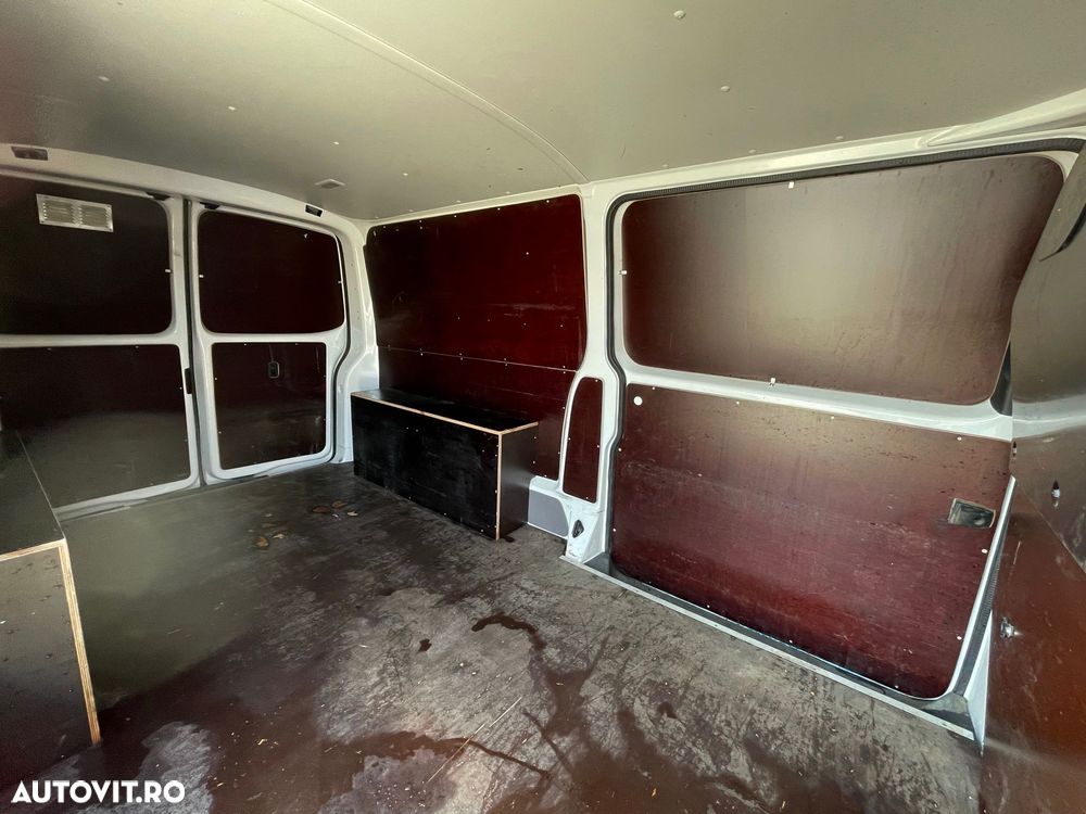Volkswagen Transporter 4MOTION LUNG - 21