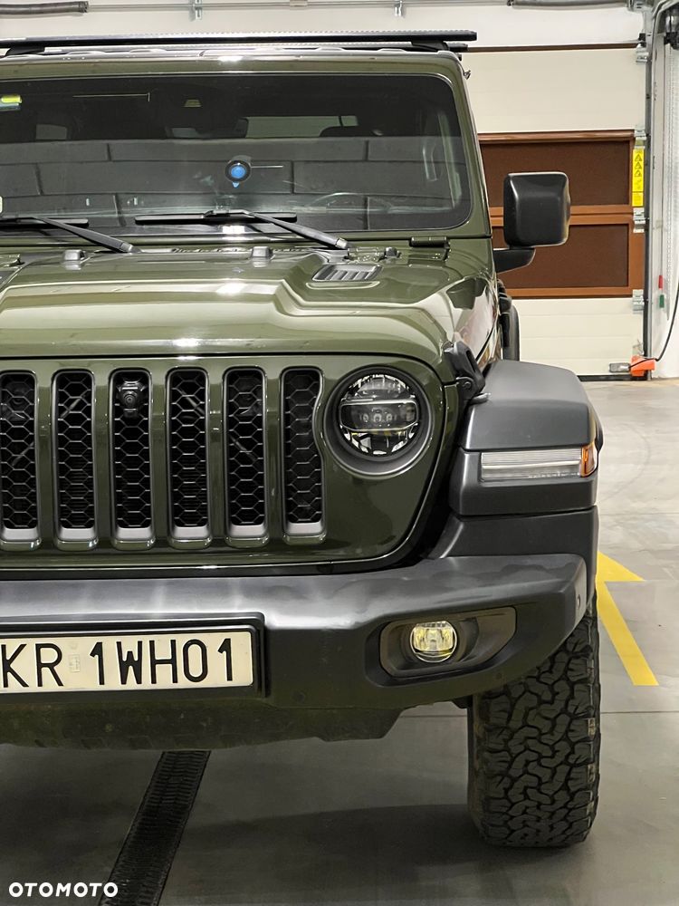 Jeep Wrangler - 2