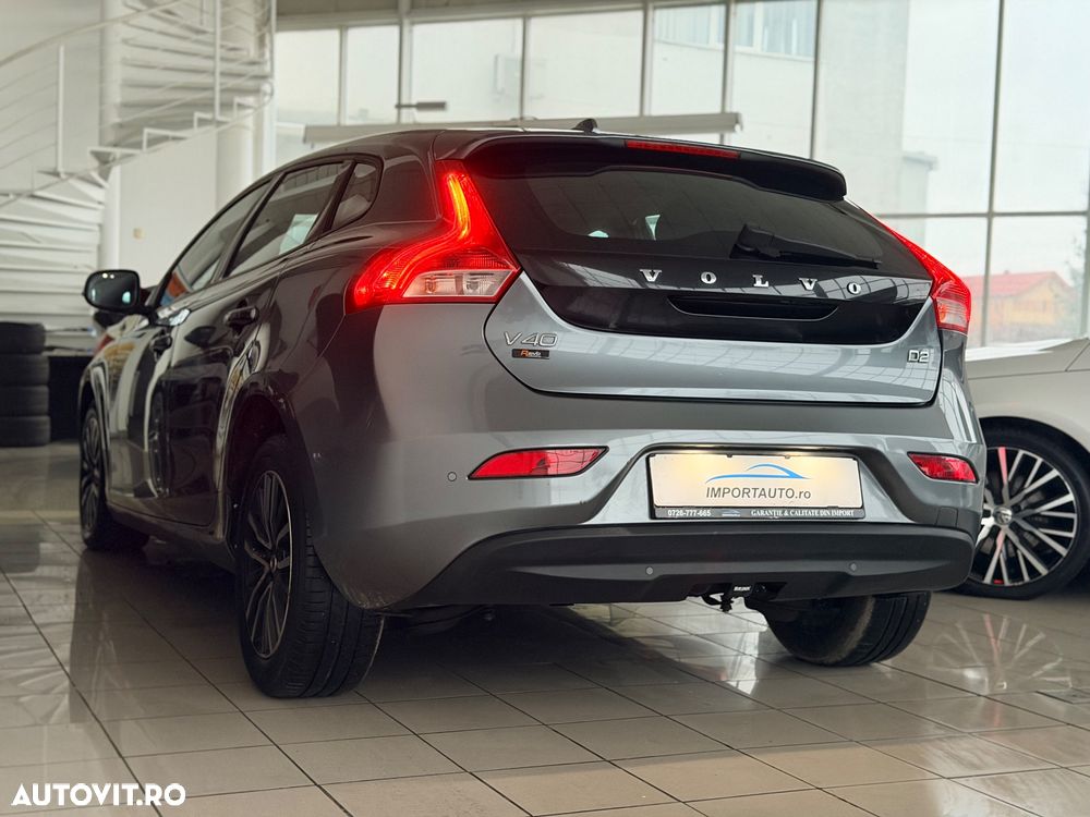 Volvo V40 D2 Geartronic Momentum - 6