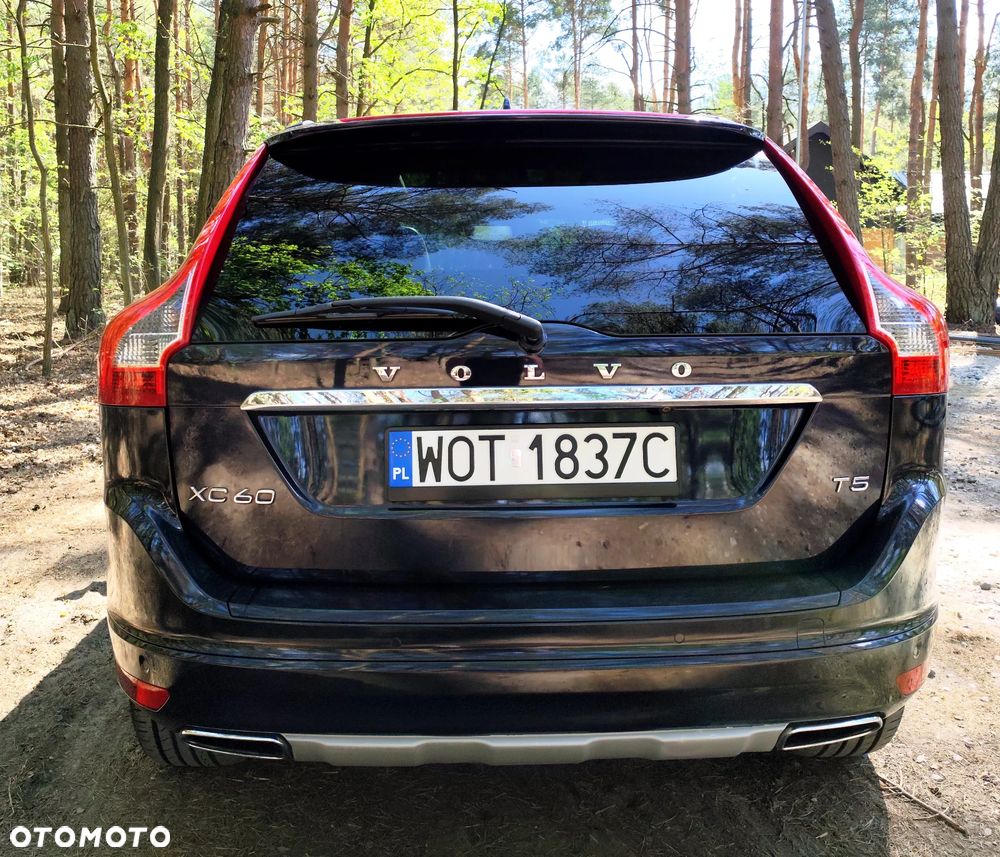 Volvo XC 60 T5 Geartronic Momentum - 14