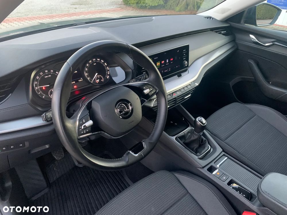 Skoda Octavia 2.0 TDI Ambition DSG - 13