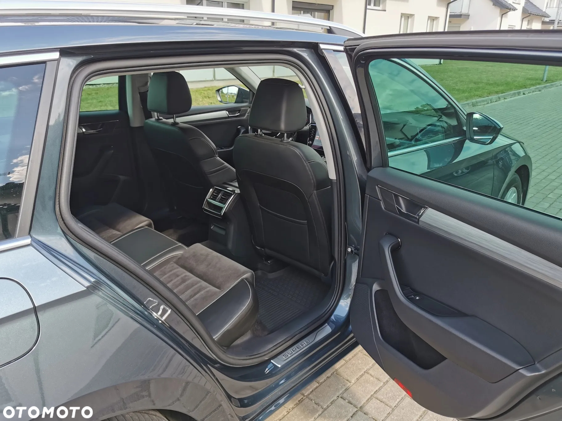 Skoda Superb 1.4 TSI Plug-In Hybrid Style DSG - 24