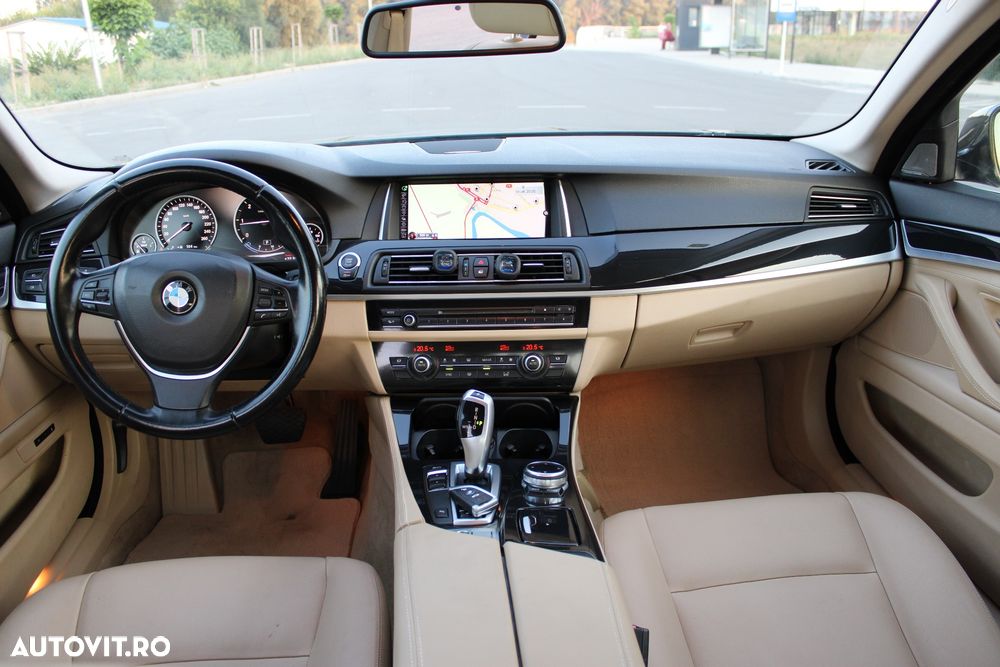BMW Seria 5 520d Aut. - 27