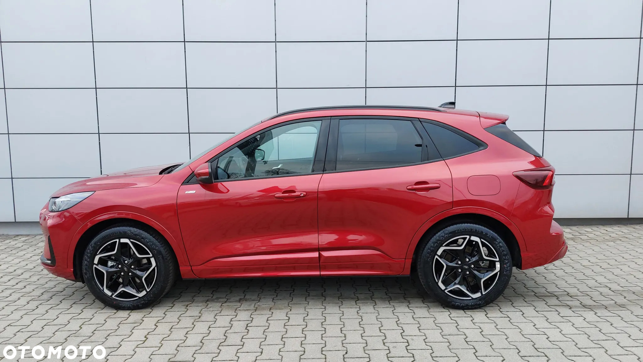 Ford Kuga 1.5 EcoBoost FWD ST-Line - 2