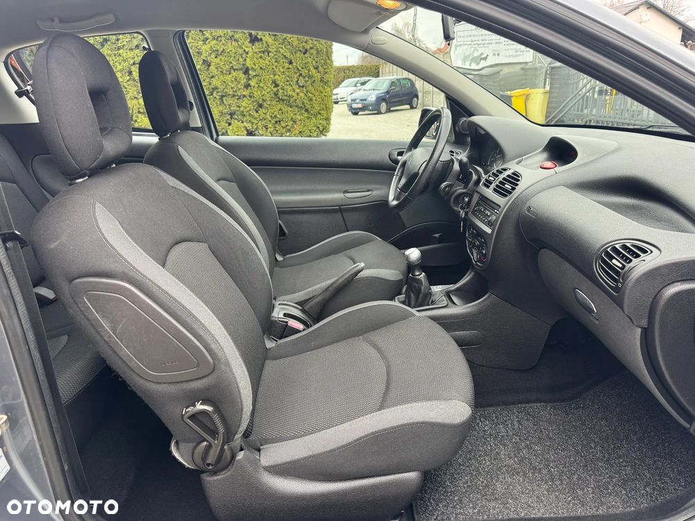 Peugeot 206 75 JBL - 28
