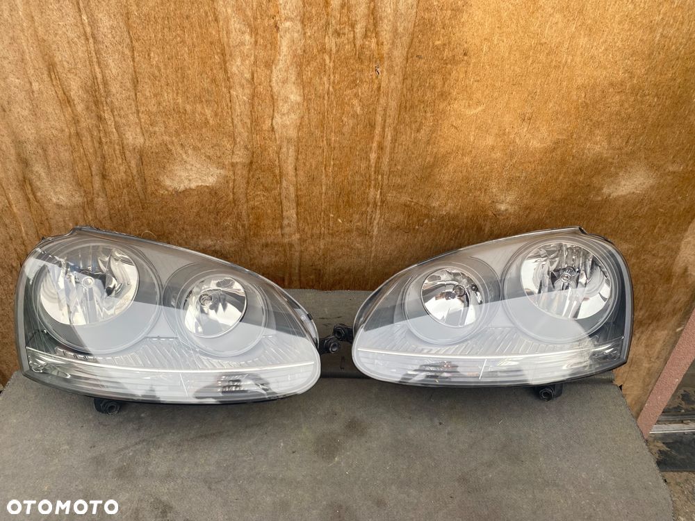 lampy golf V jetta komplet EU szare całe - 1
