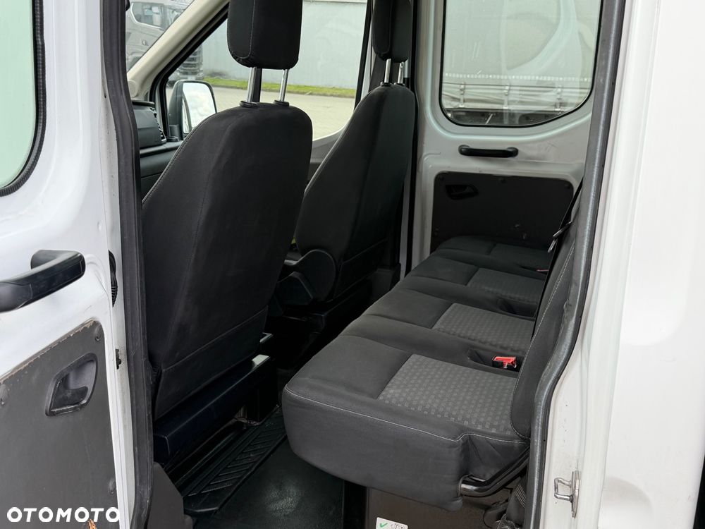 Ford Transit - 27