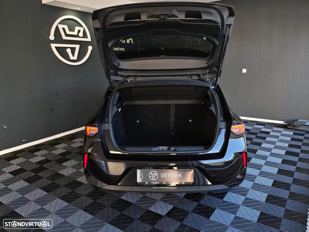 Opel Astra 1.2 T Design & Tech S/S - 55