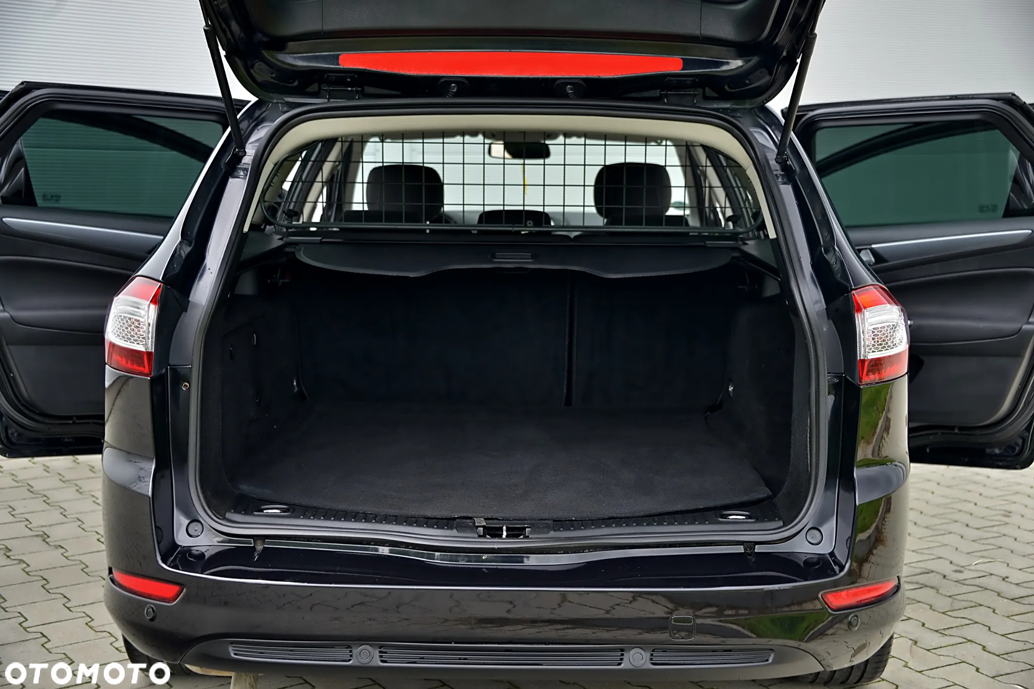 Ford Mondeo 2.0 Titanium - 29