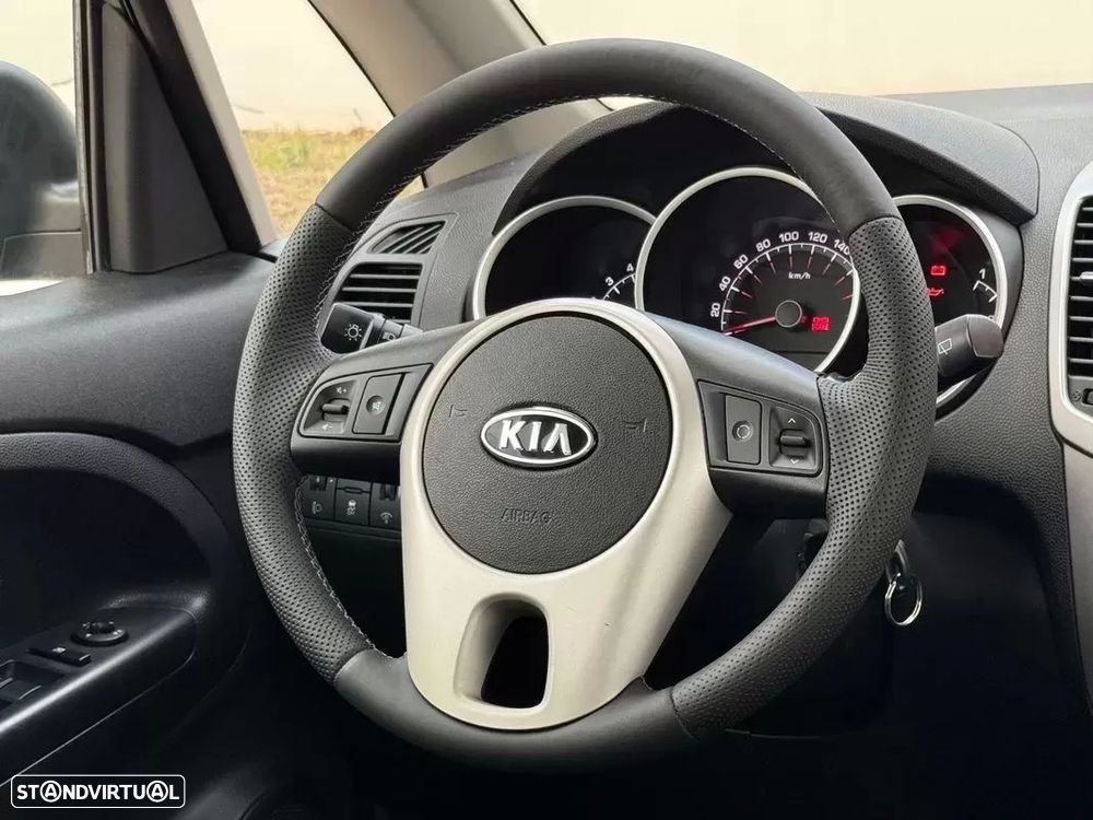 Kia Venga 1.4 CRDi LX ISG - 14