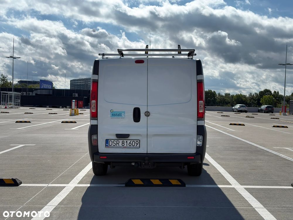 Opel Vivaro - 7