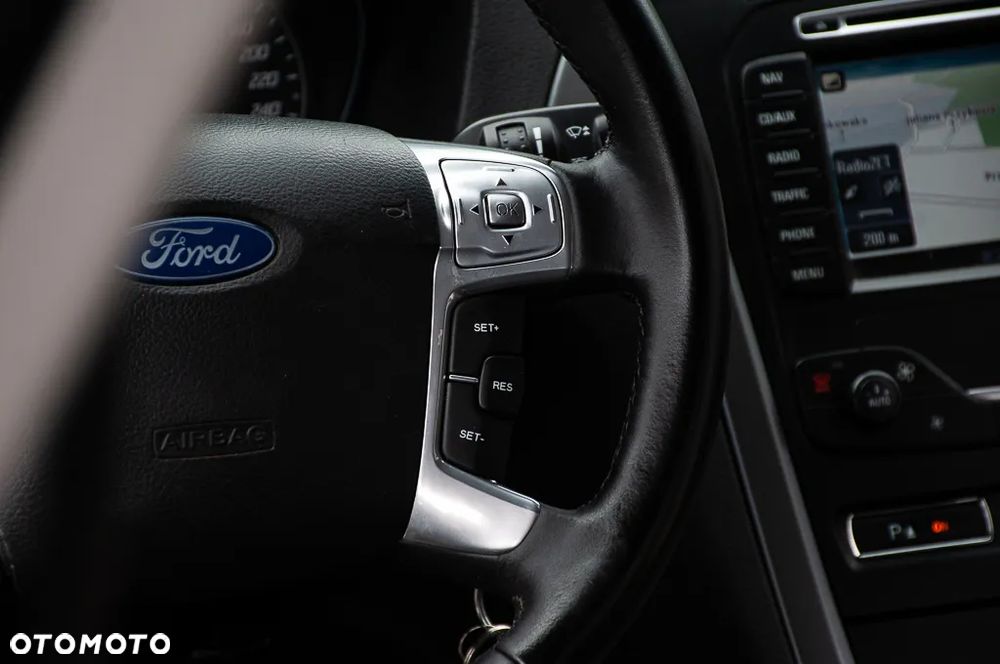 Ford Mondeo 2.0 TDCi Business Edition - 31