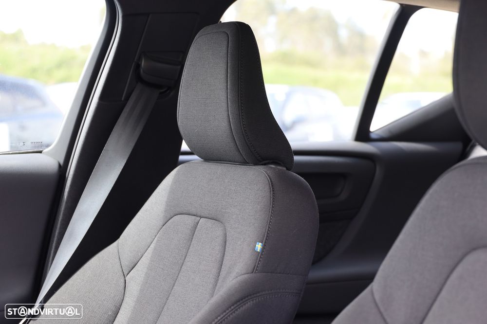 Volvo XC 40 1.5 T2 Momentum Core - 5