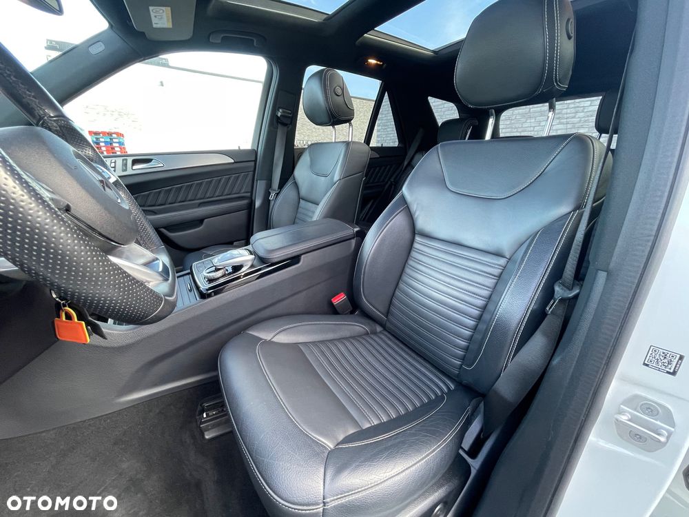 Mercedes-Benz GLE 350 d 4Matic 9G-TRONIC AMG Line - 13
