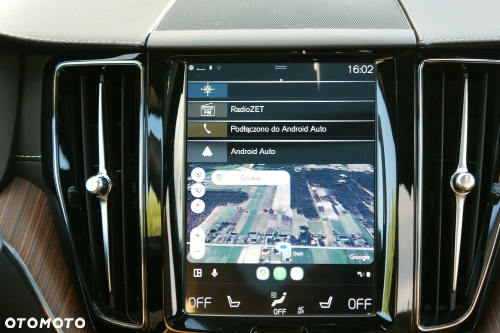 Volvo XC 60 B5 D AWD Inscription - 24