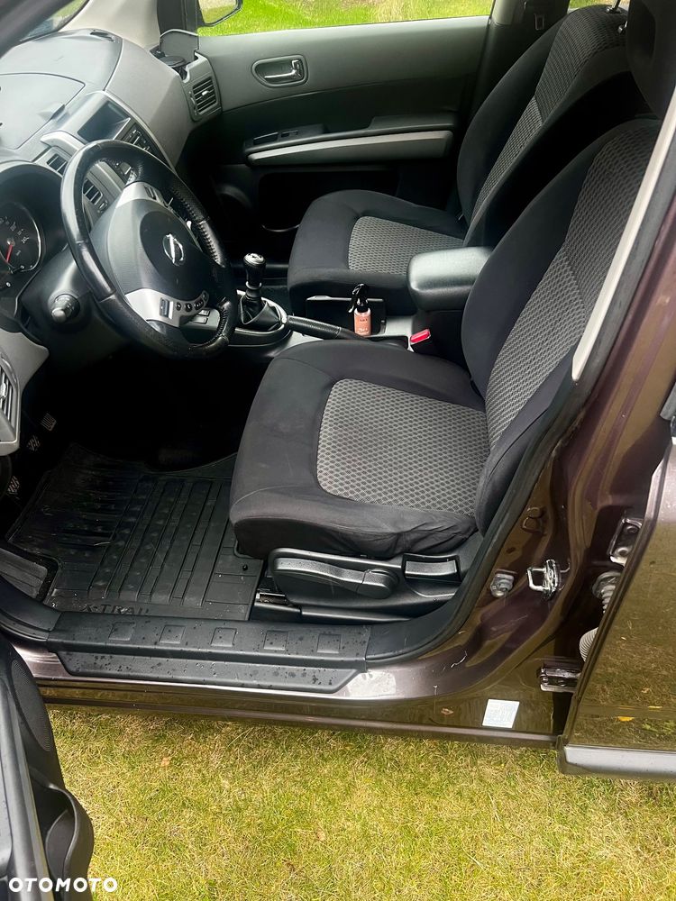 Nissan X-Trail - 16