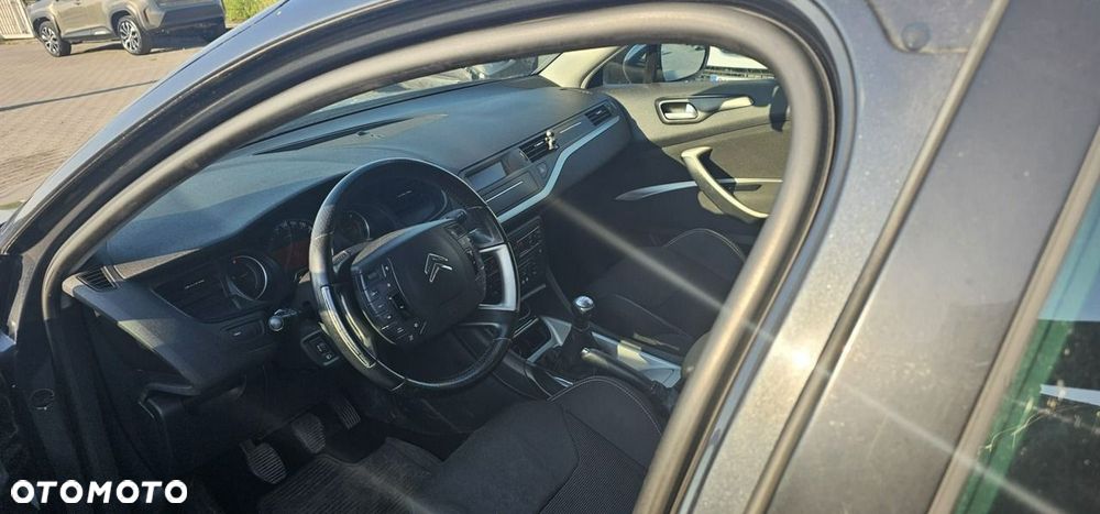 Citroën C5 1.6 HDi Attraction - 8